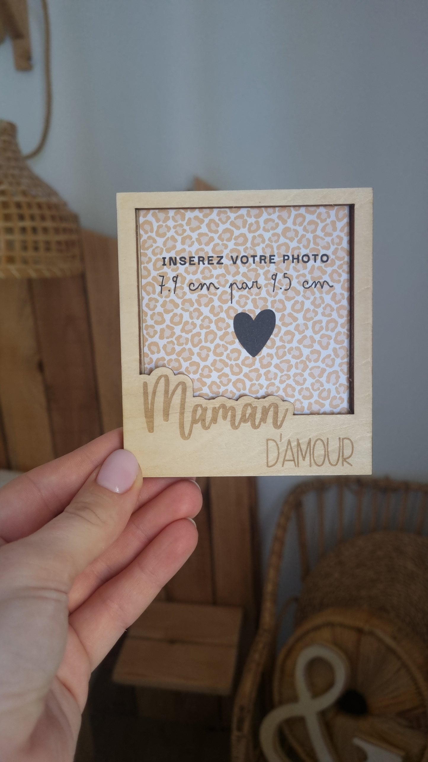 Mon joli cadre Polaroïd en bois personnalisé