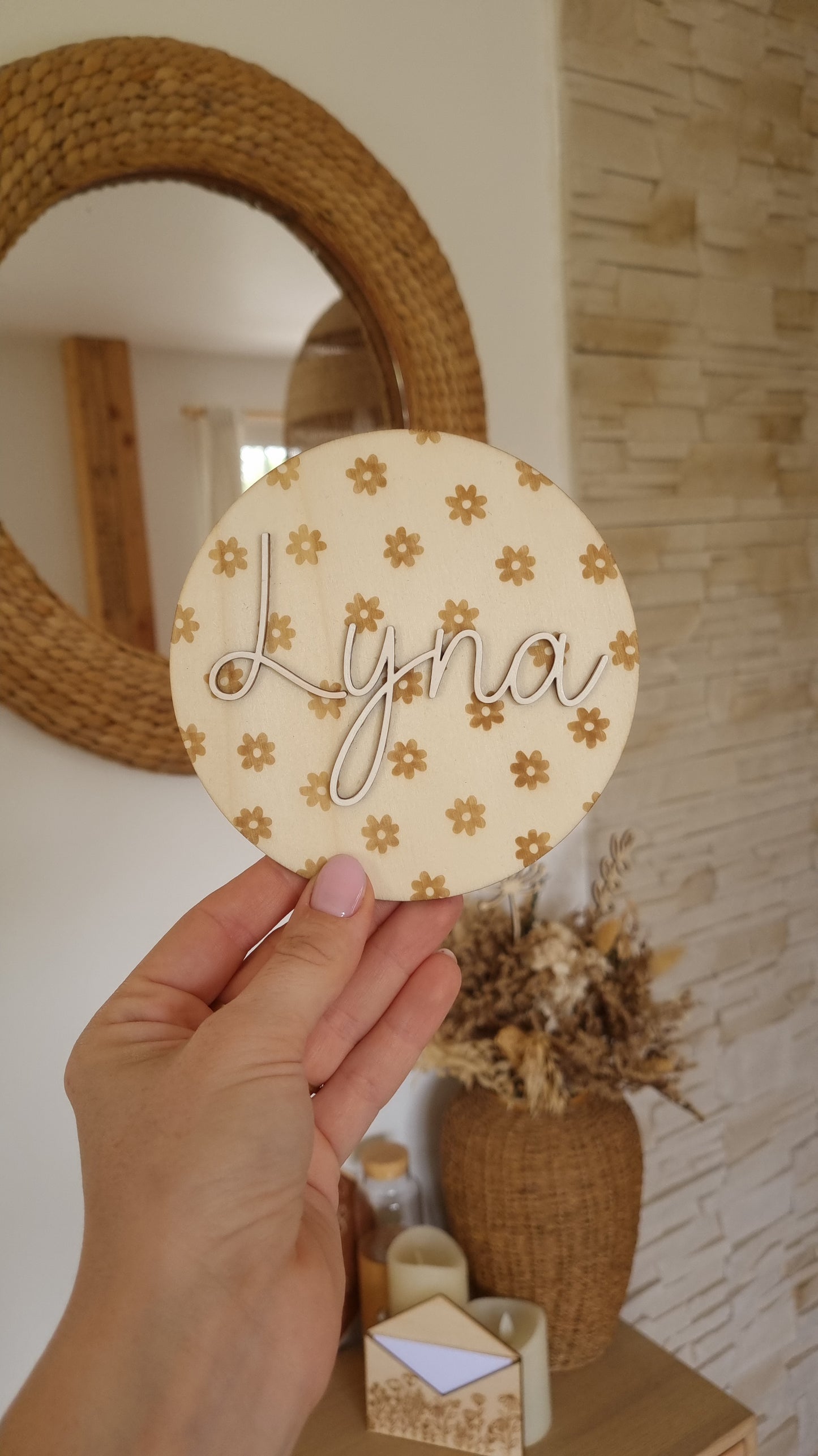 Rond en bois personnalisé – Pâquerettes