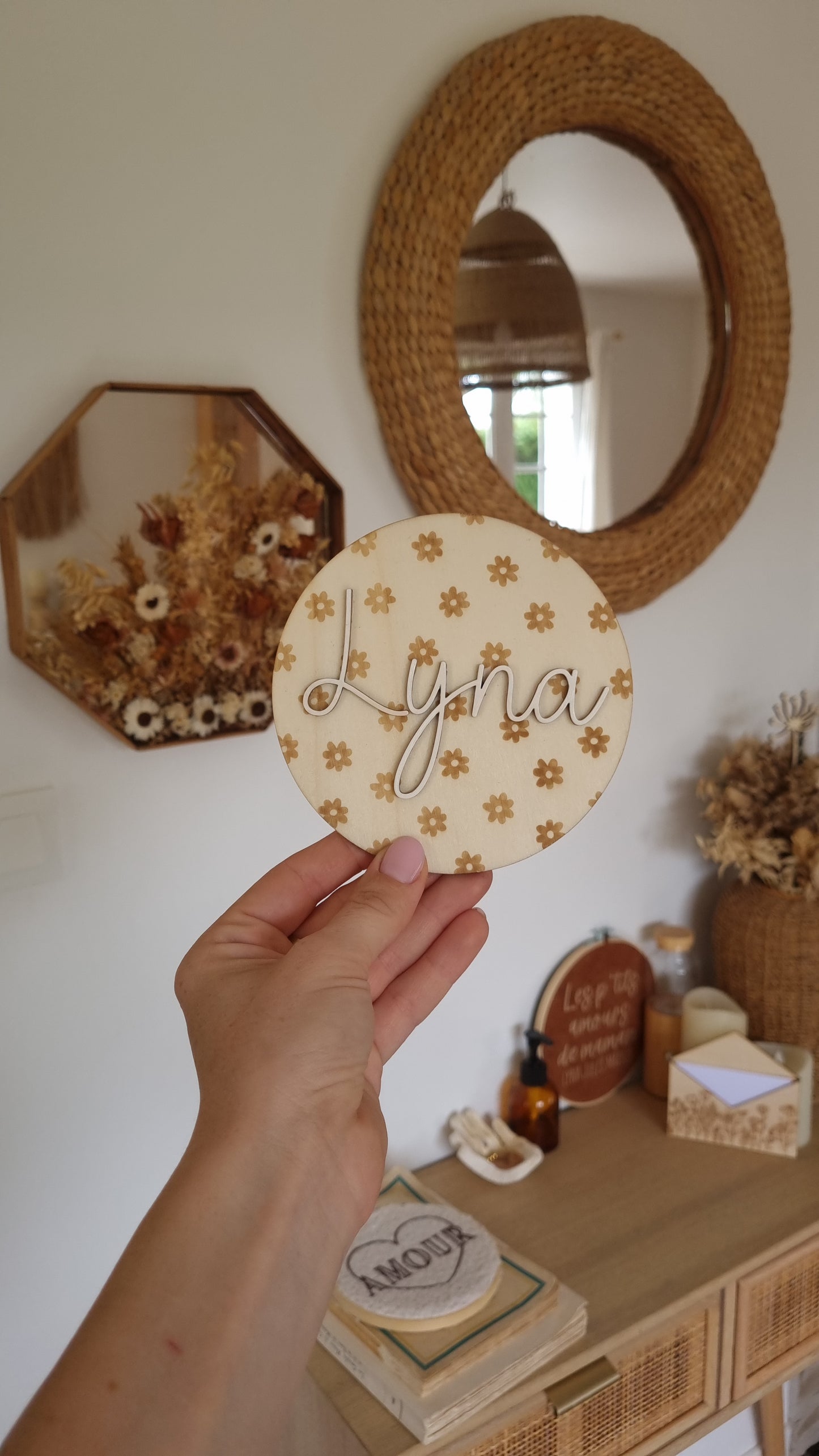Rond en bois personnalisé – Pâquerettes