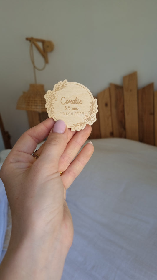 Marque-places en bois personnalisés et aimantés