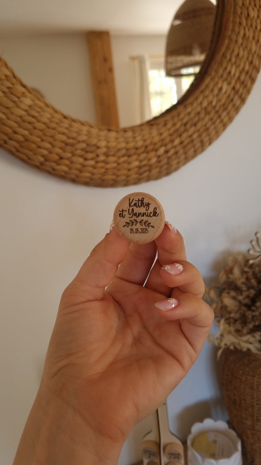 Bouchons de bouteille personnalisés – Souvenir raffiné de votre mariage