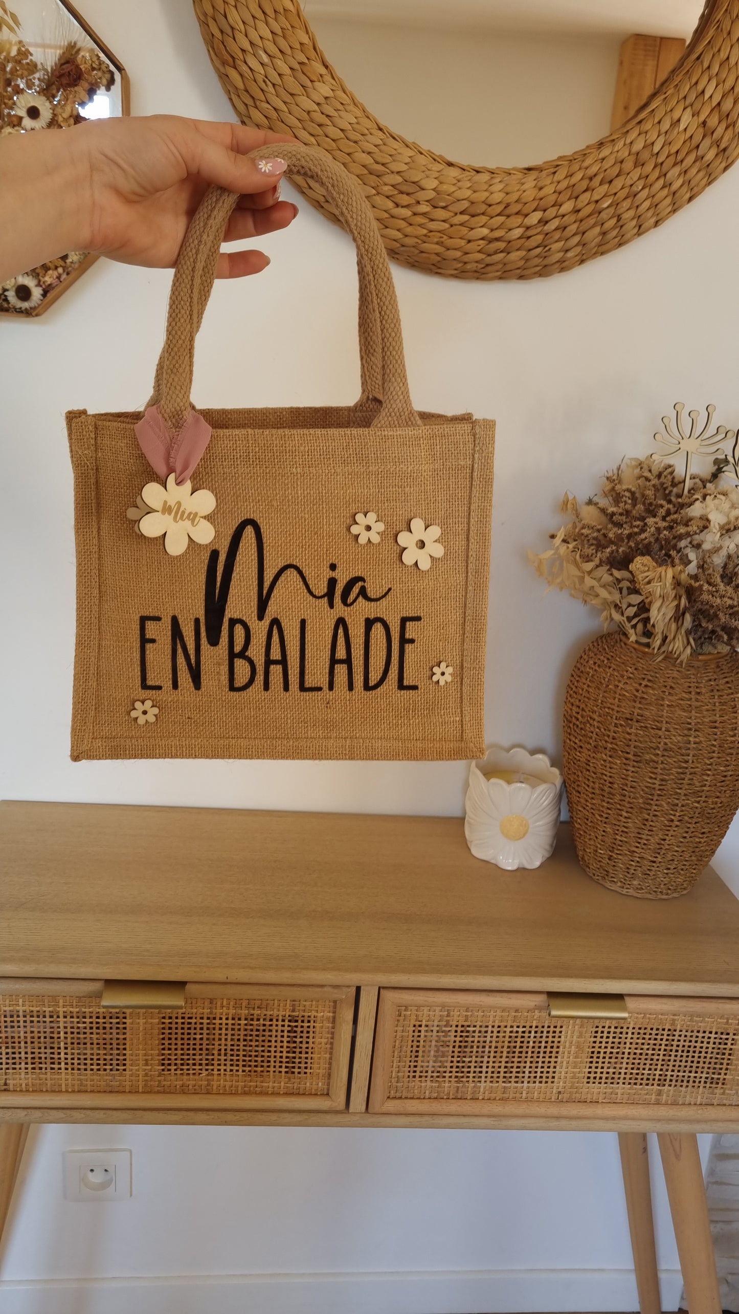 Sac cabas en toile de jute – Petite fille en Balade