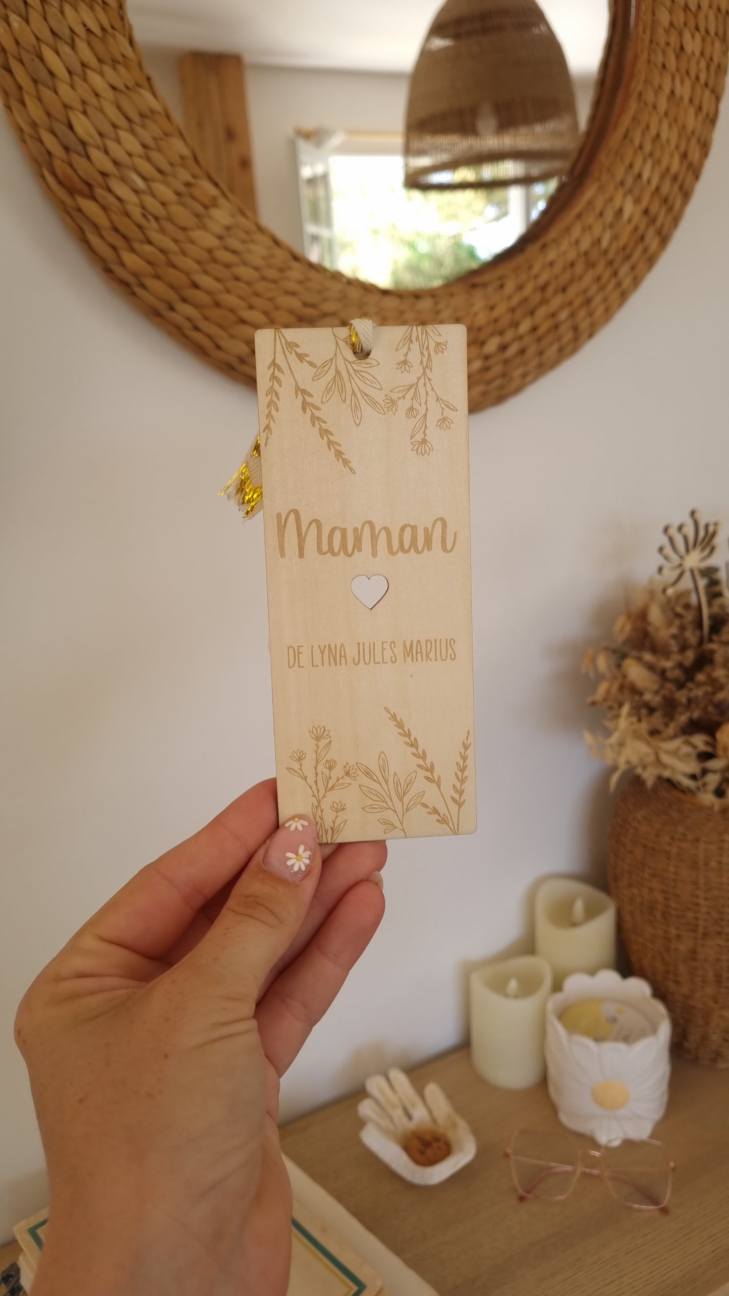 Marque-page en bois personnalisé – Fête des Mamans 🌸