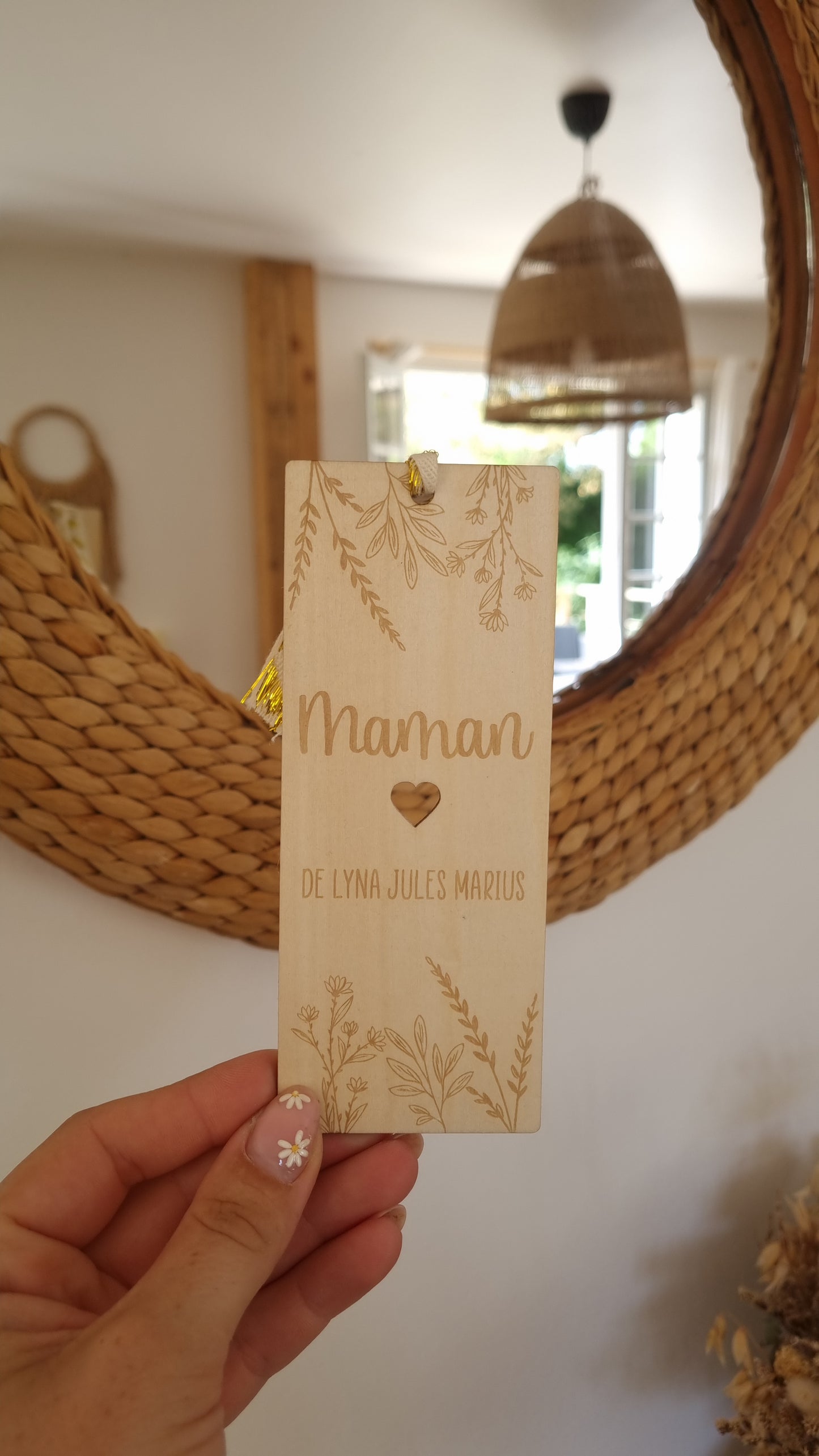 Marque-page en bois personnalisé – Fête des Mamans 🌸