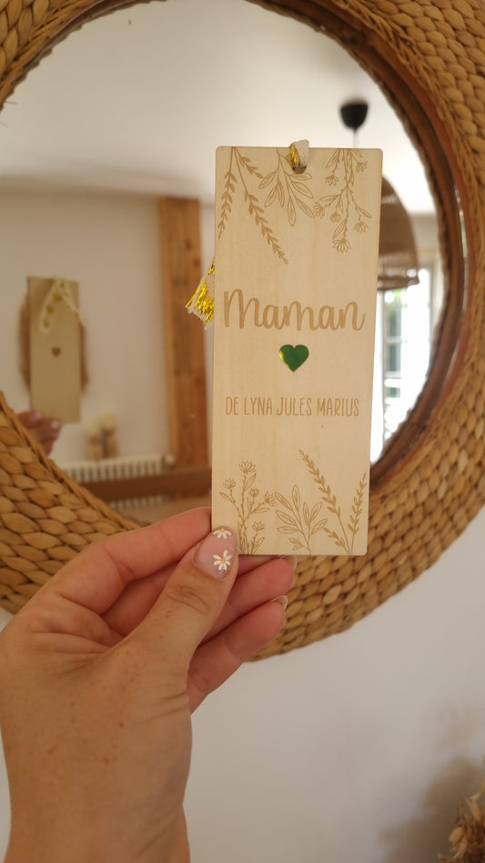 Marque-page en bois personnalisé – Fête des Mamans 🌸