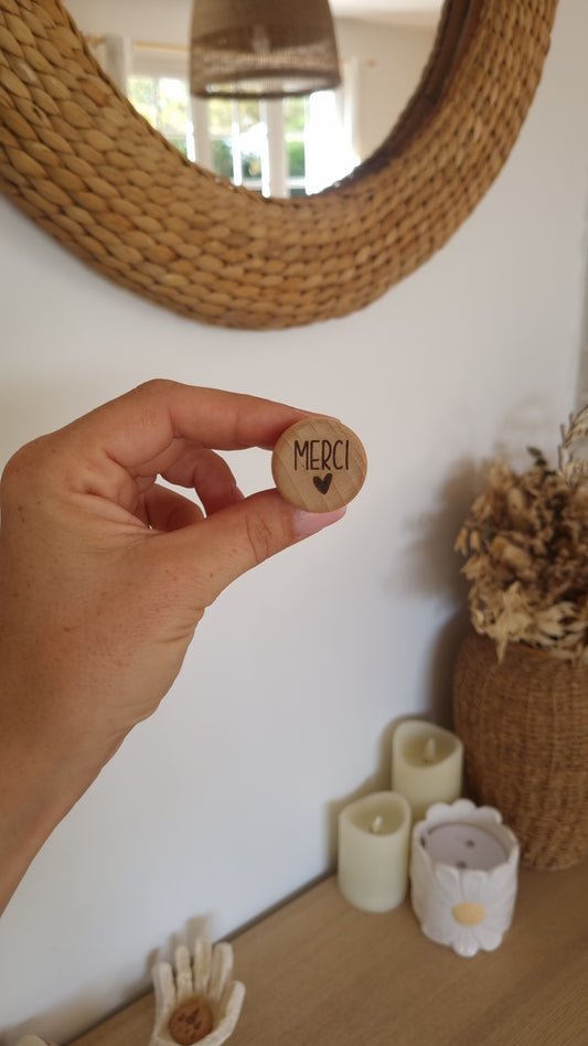 Bouchon en bois – Merci