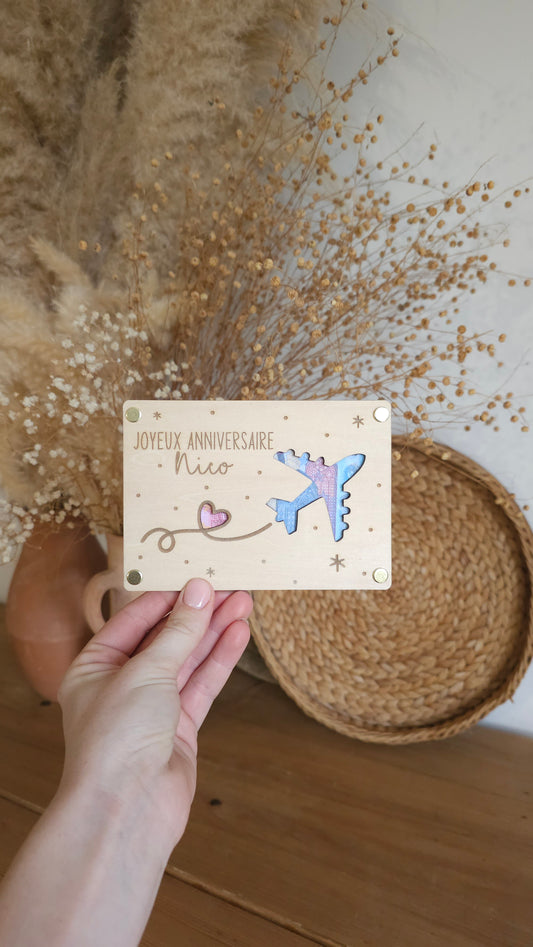 Carte en bois pour offrir de l’argent – voyage avec avion – Cadeau original départ en voyage