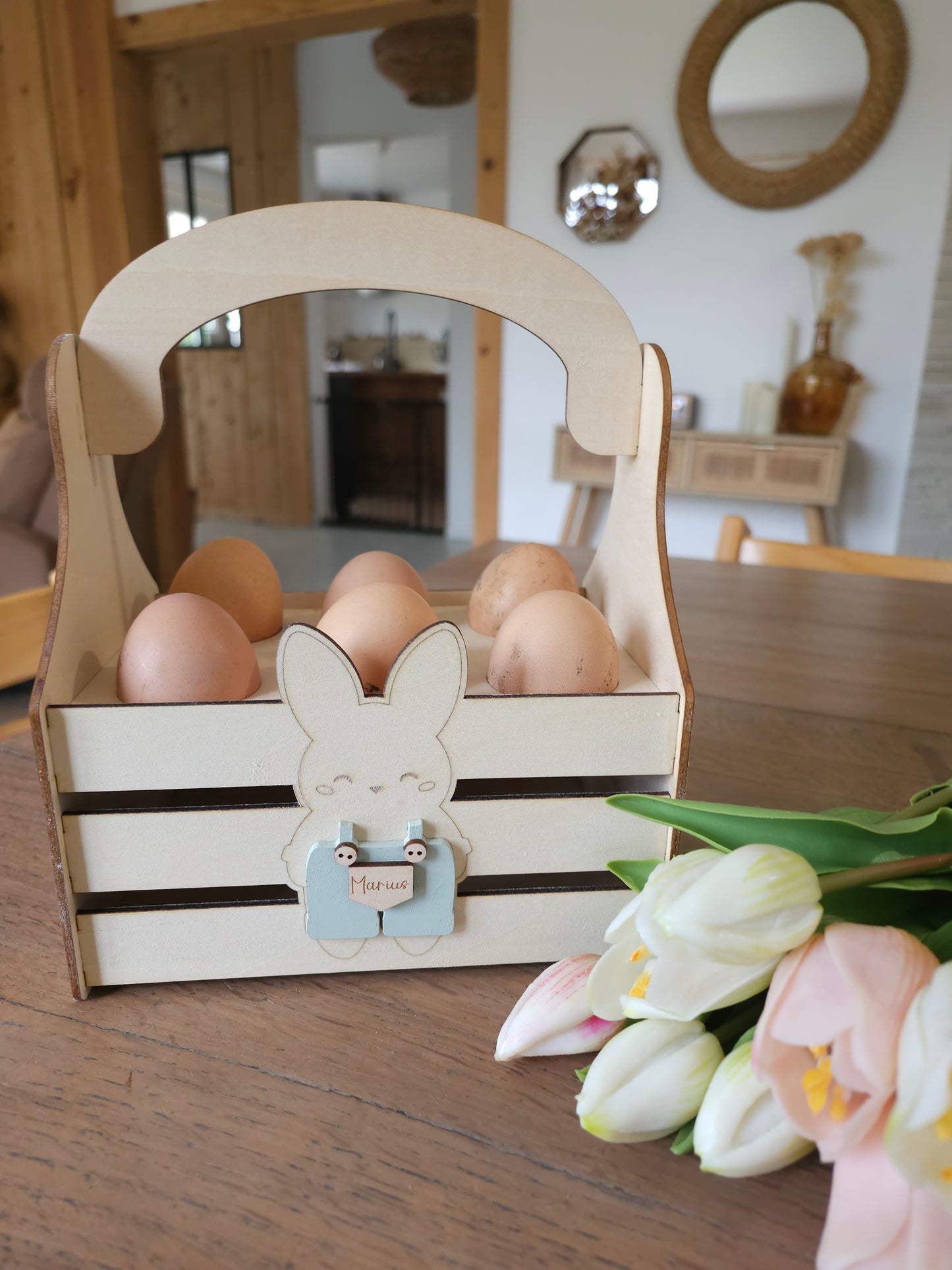Panier de Pâques en bois personnalisé avec prénom