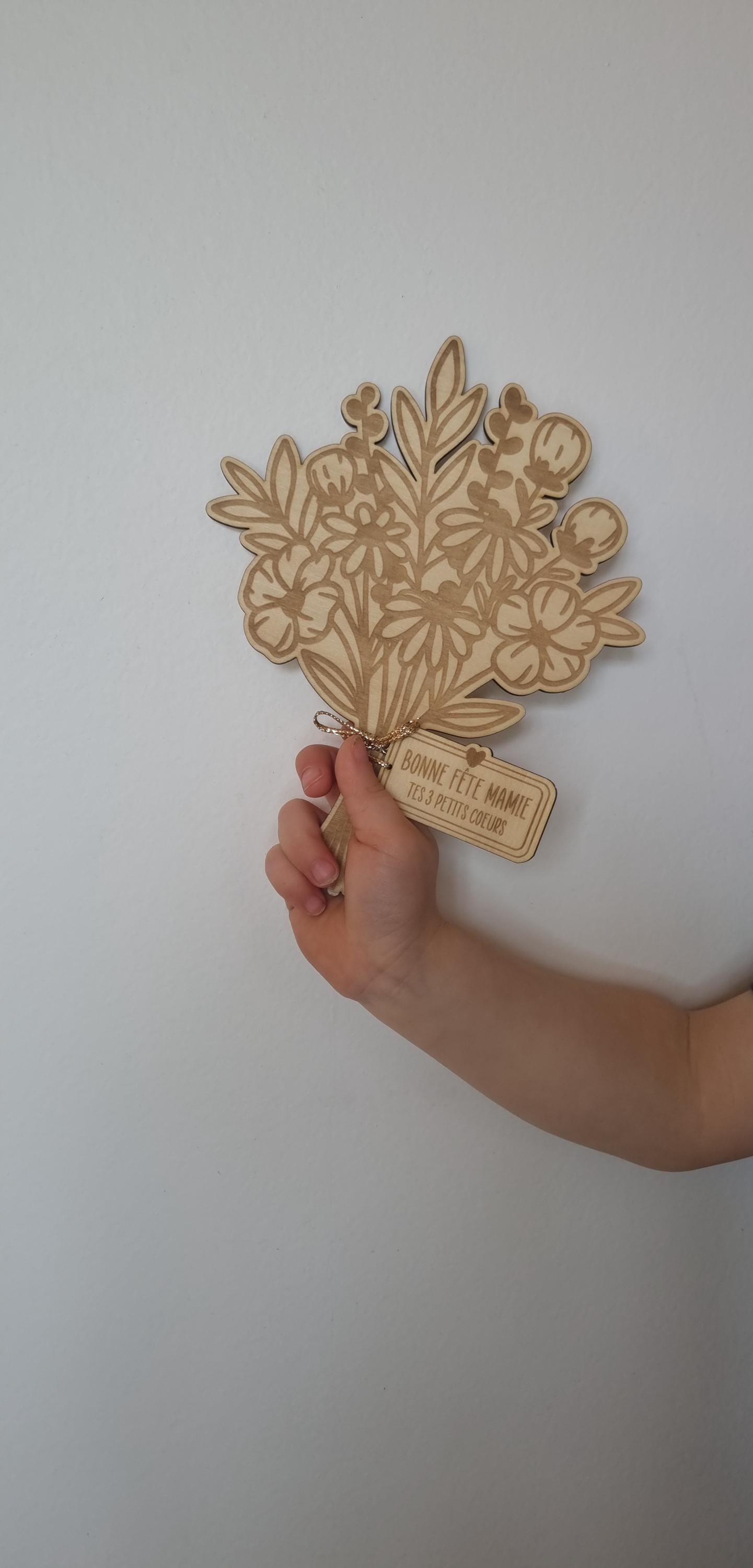 Bouquet de fleur en bois personnalisé - Fête des mamies - Mamies - Les petits coeurs à mamie - Les amours à mamie - cadeau mamie