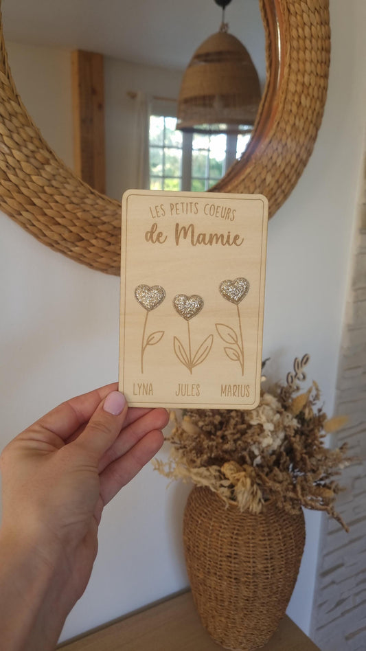 Carte postale en Bois Personnalisé - Fête des mamies - Mamies - Les petits coeurs à mamie - Les amours à mamie -