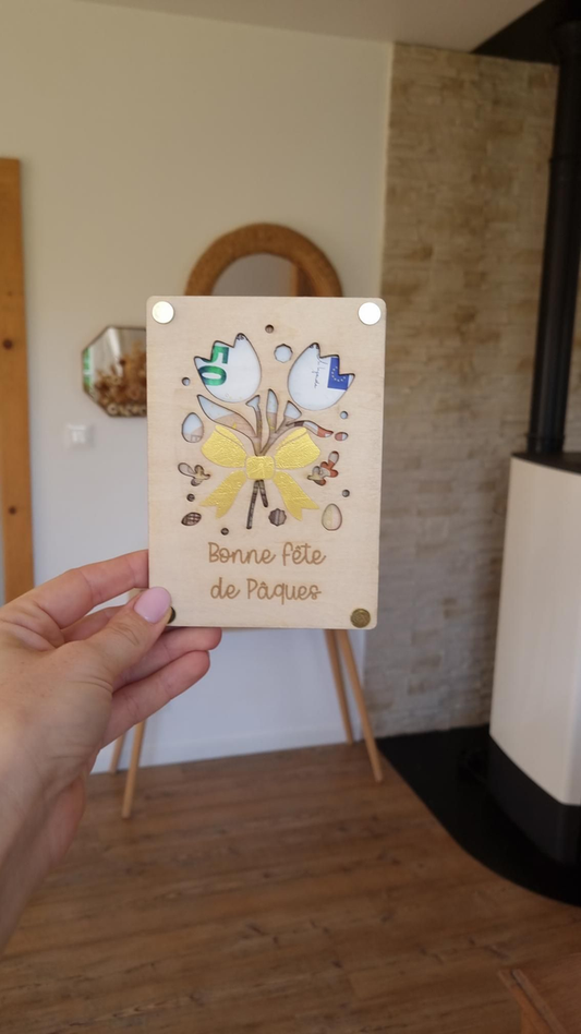 Carte en bois spéciale Pâques