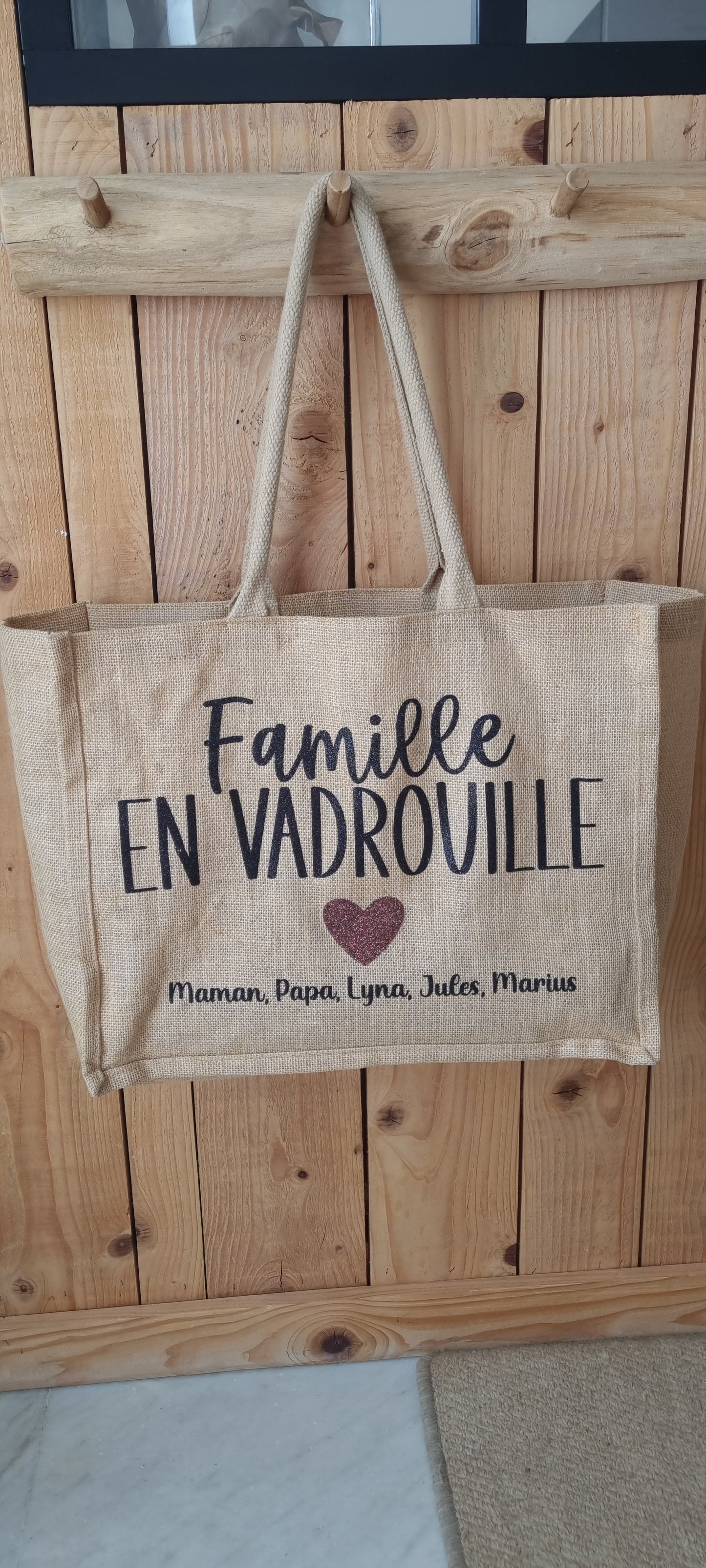 Sac cabas en toile de jute – Famille en vadrouille
