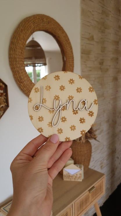 Rond en bois personnalisé – Pâquerettes
