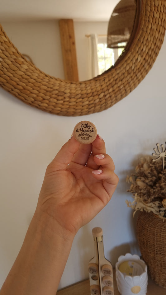 Bouchons de bouteille personnalisés – Souvenir raffiné de votre mariage