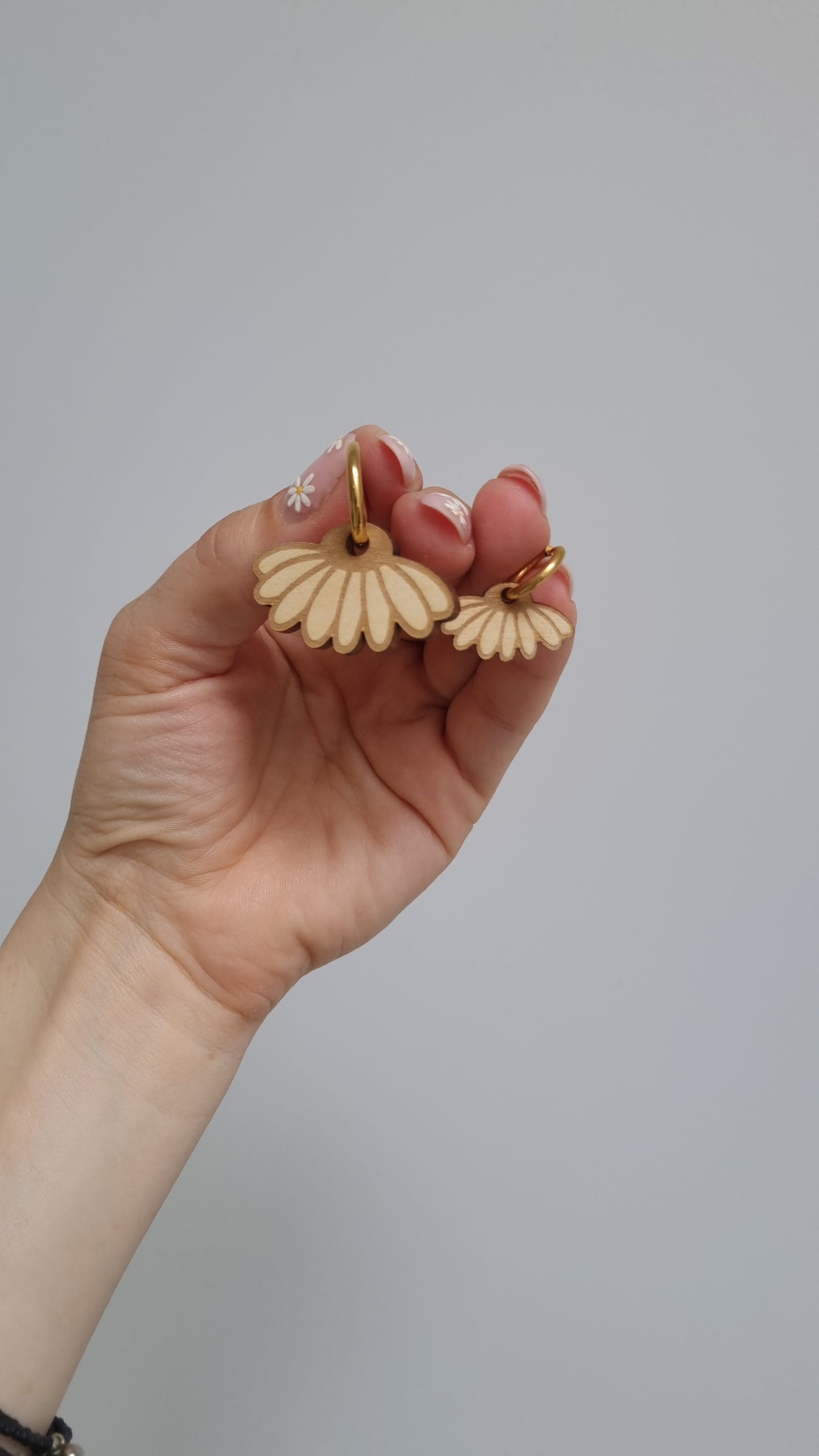 Boucles d’oreilles assorties "Telle mère, telle fille" – Look complice en bois naturel