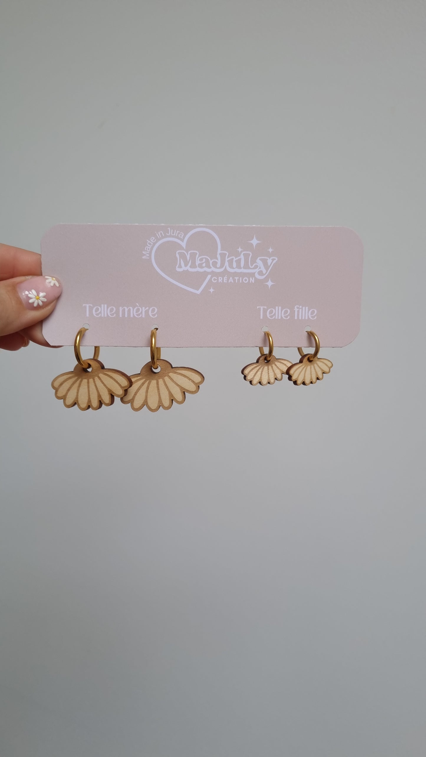 Boucles d’oreilles assorties "Telle mère, telle fille" – Look complice en bois naturel