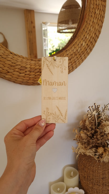 Marque-page en bois personnalisé – Fête des Mamans 🌸