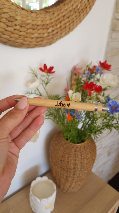 Stylo personnalisé en bois - Prénom