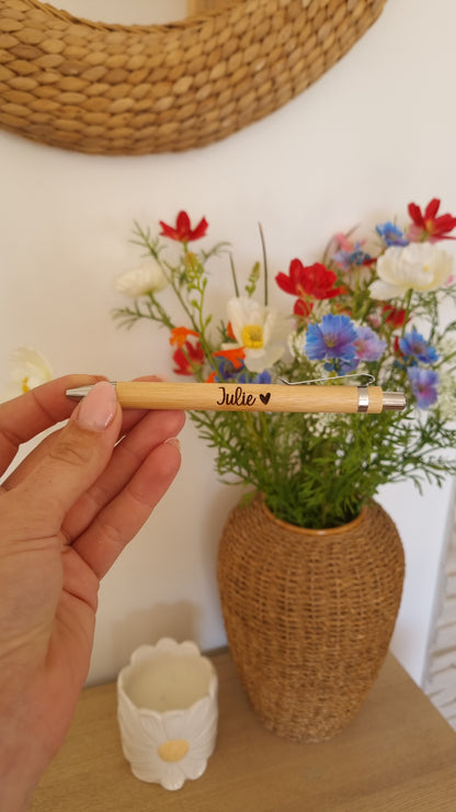 Stylo personnalisé en bois - Prénom