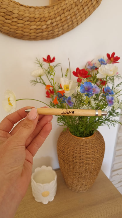 Stylo personnalisé en bois - Prénom