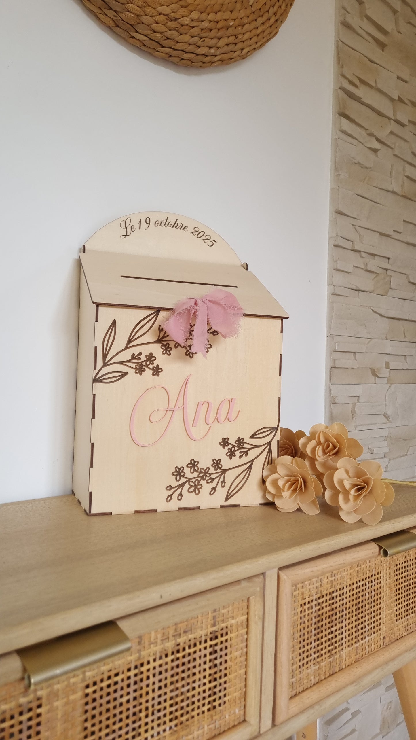 Urne en bois personnalisable