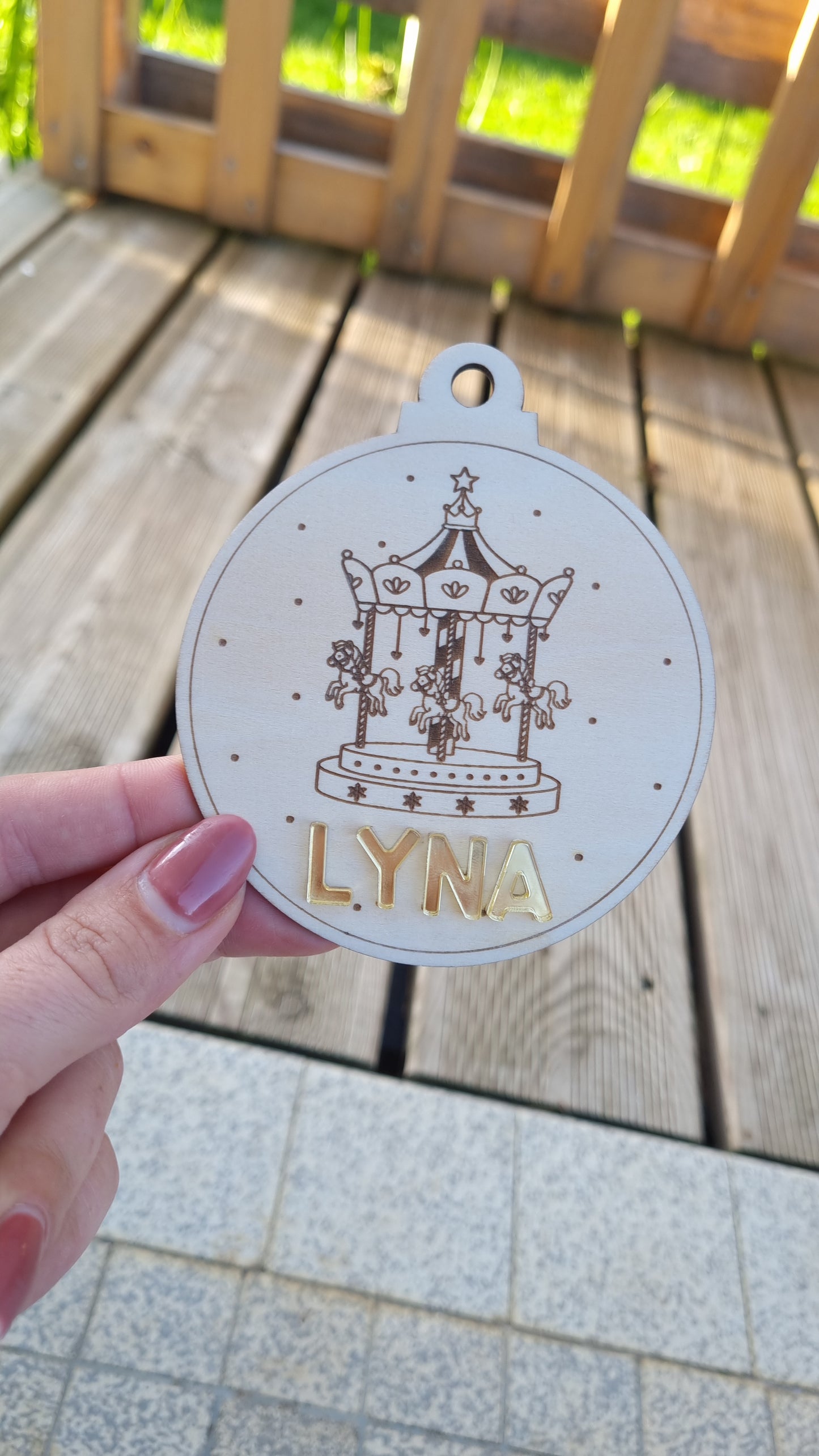 Boules de Noël personnalisées en bois