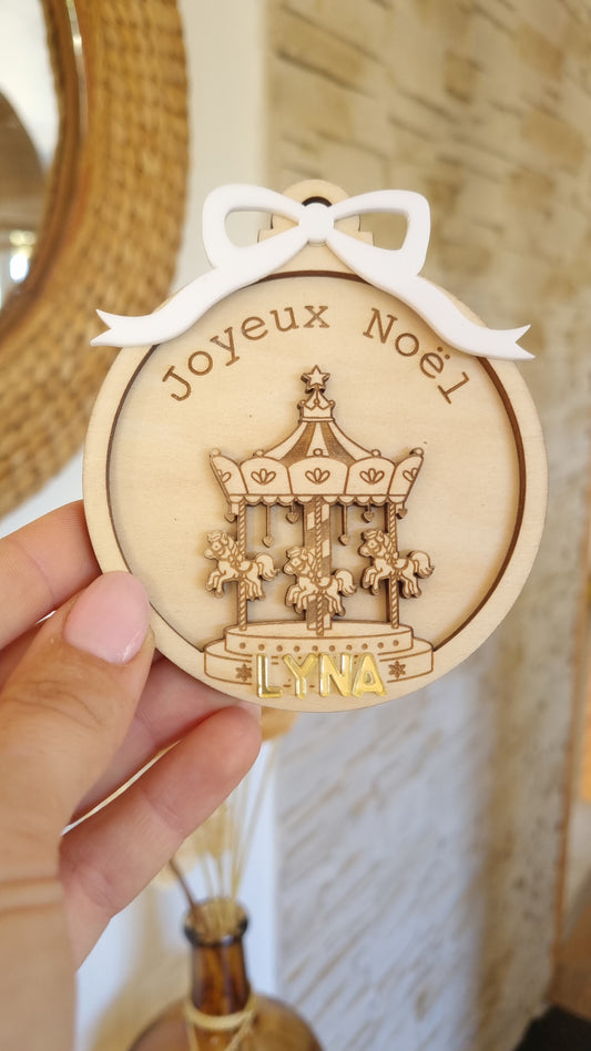 Boule de Noël manège