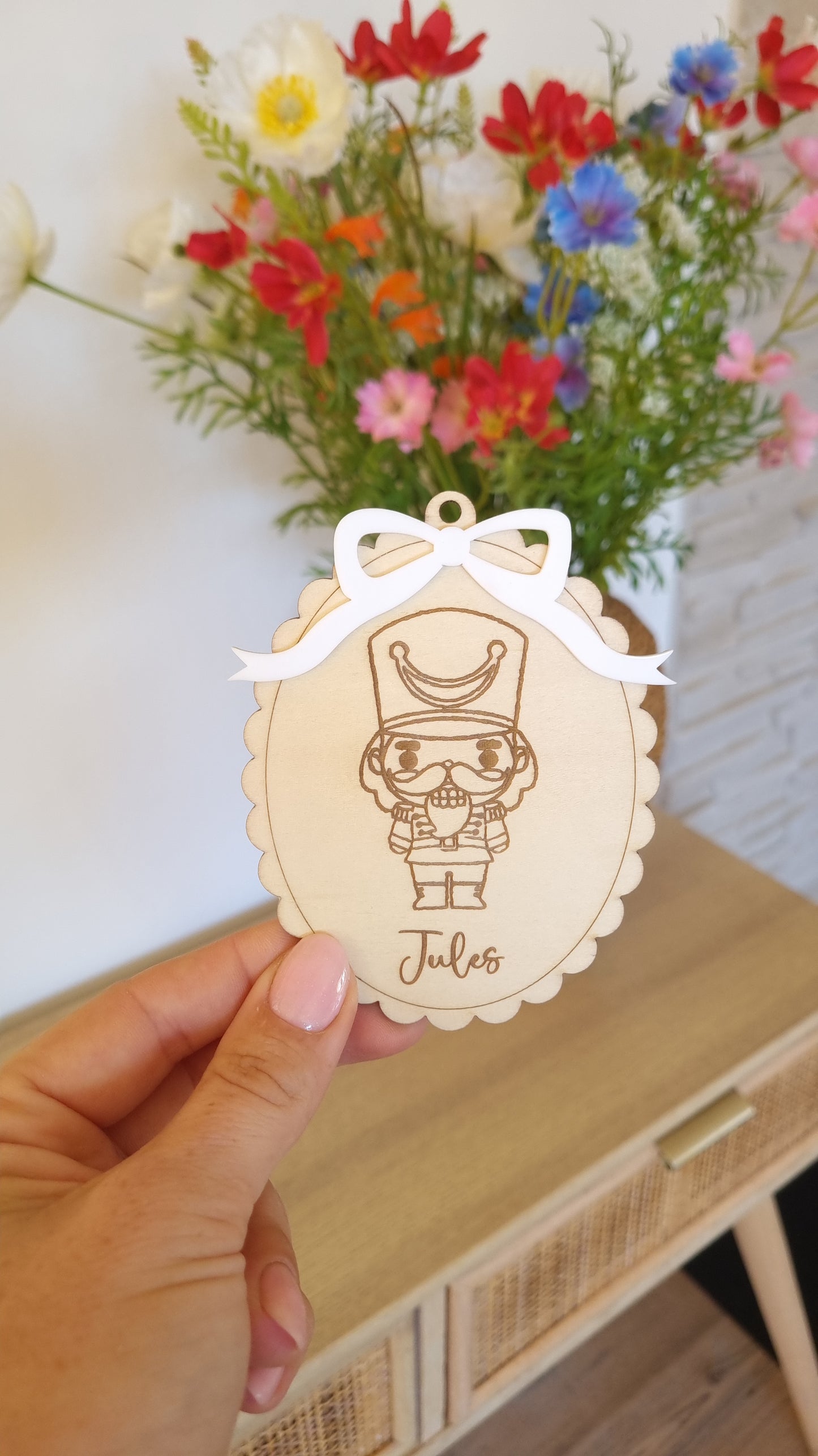 Boule de Noël casse noisette