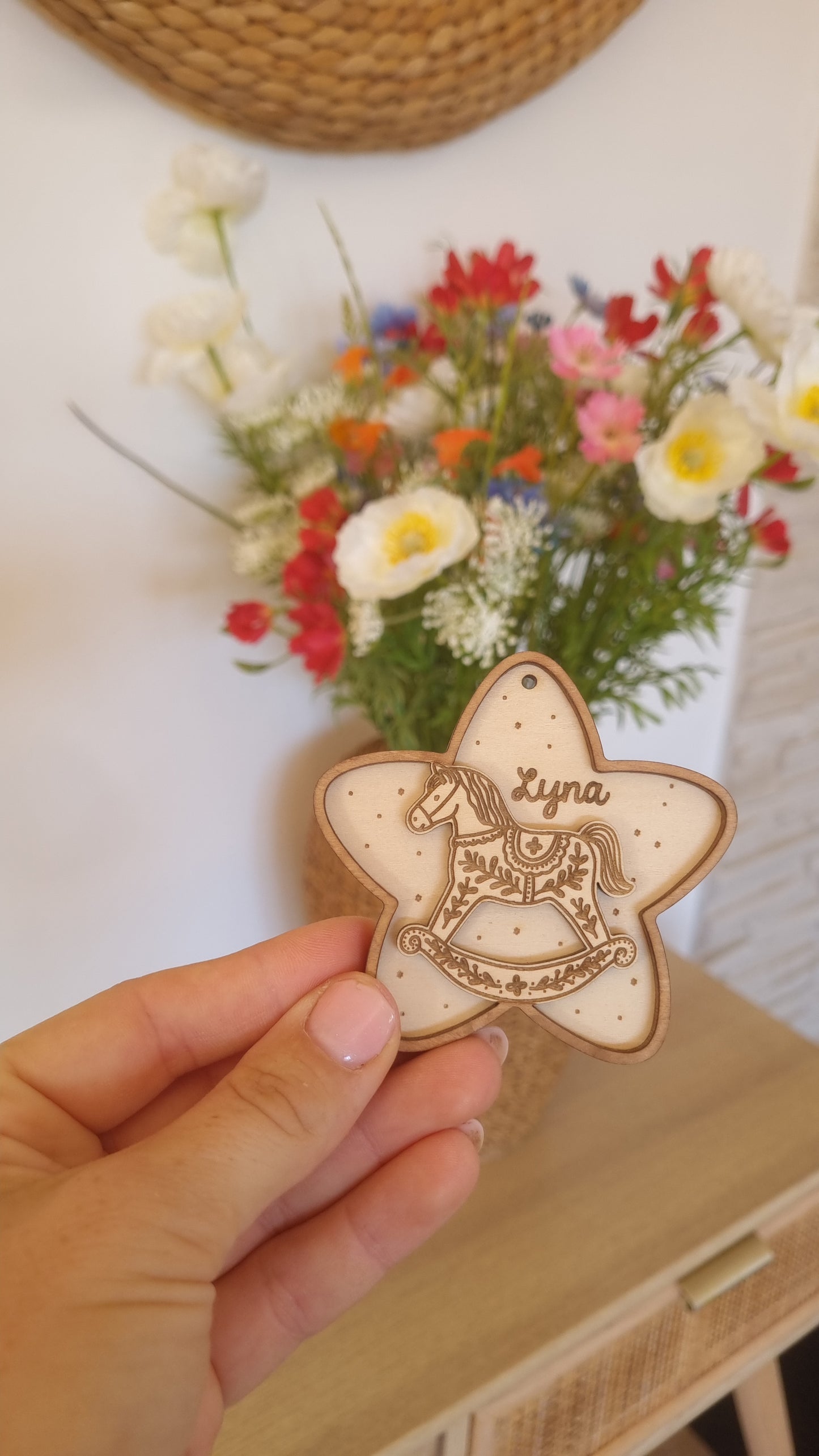 Petite étoile de Noël cheval à bascule