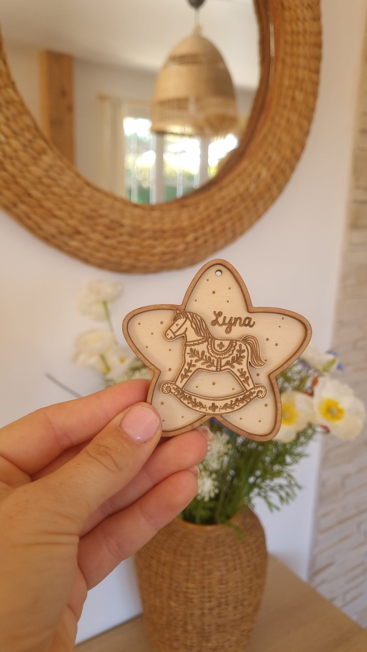 Petite étoile de Noël cheval à bascule