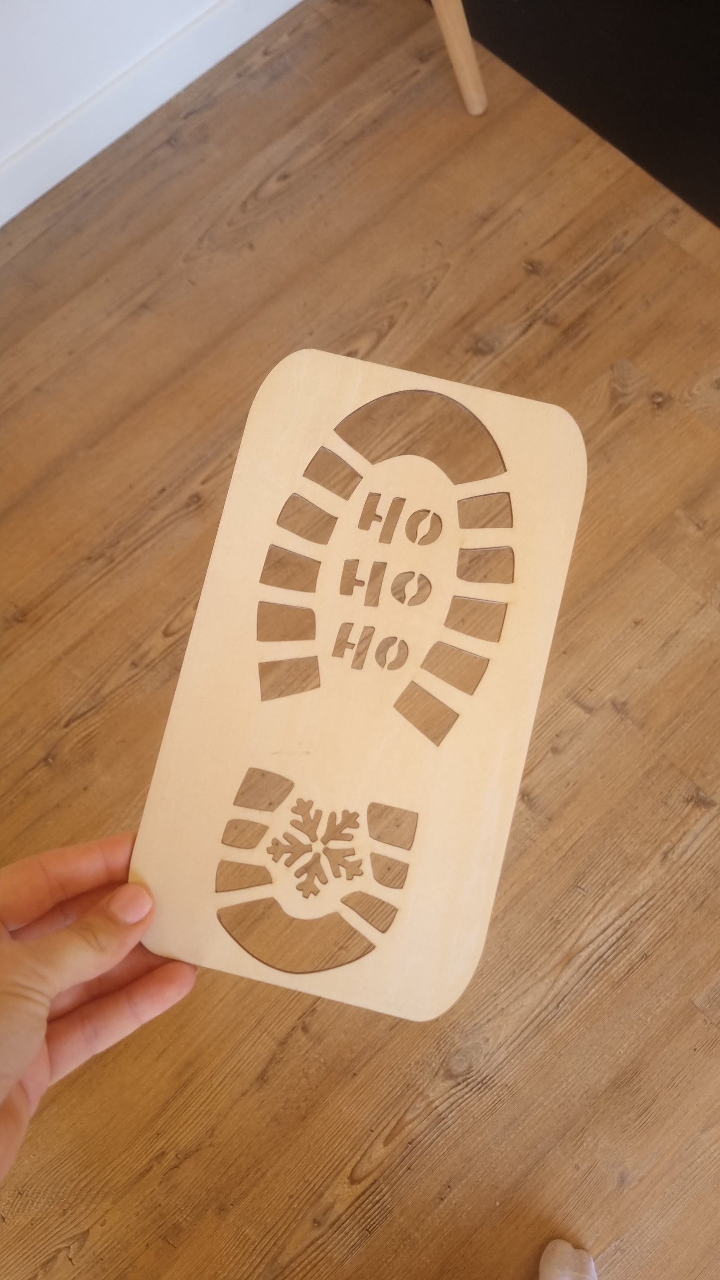 Pochoir en bois – Empreinte du Père Noël 🎅
