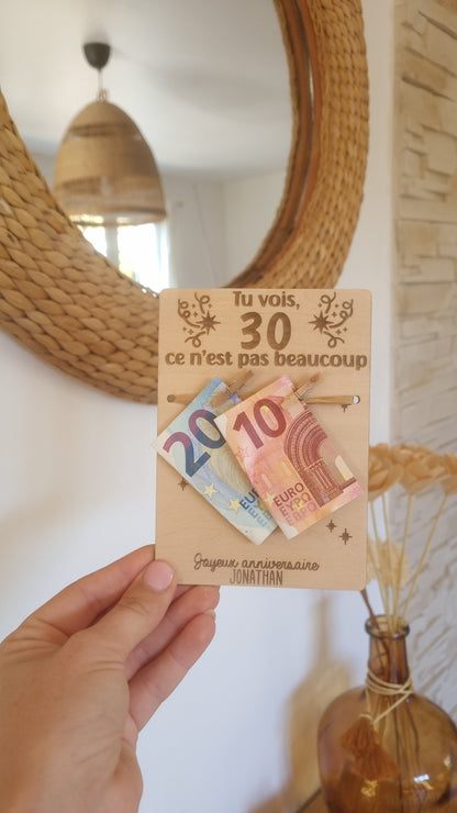 Carte anniversaire en bois personnalisée – Support billets avec pinces – Cadeau anniversaire original