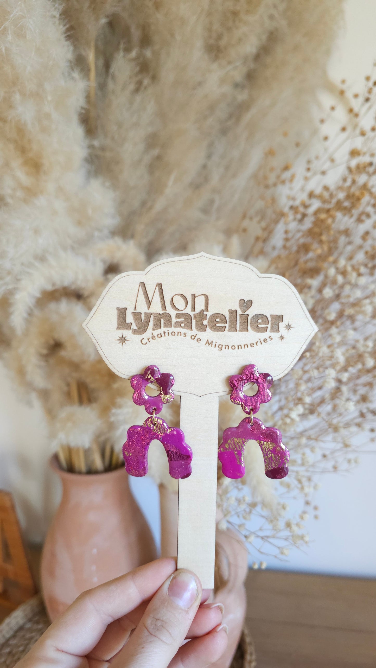 Fleurs et arc en ciel