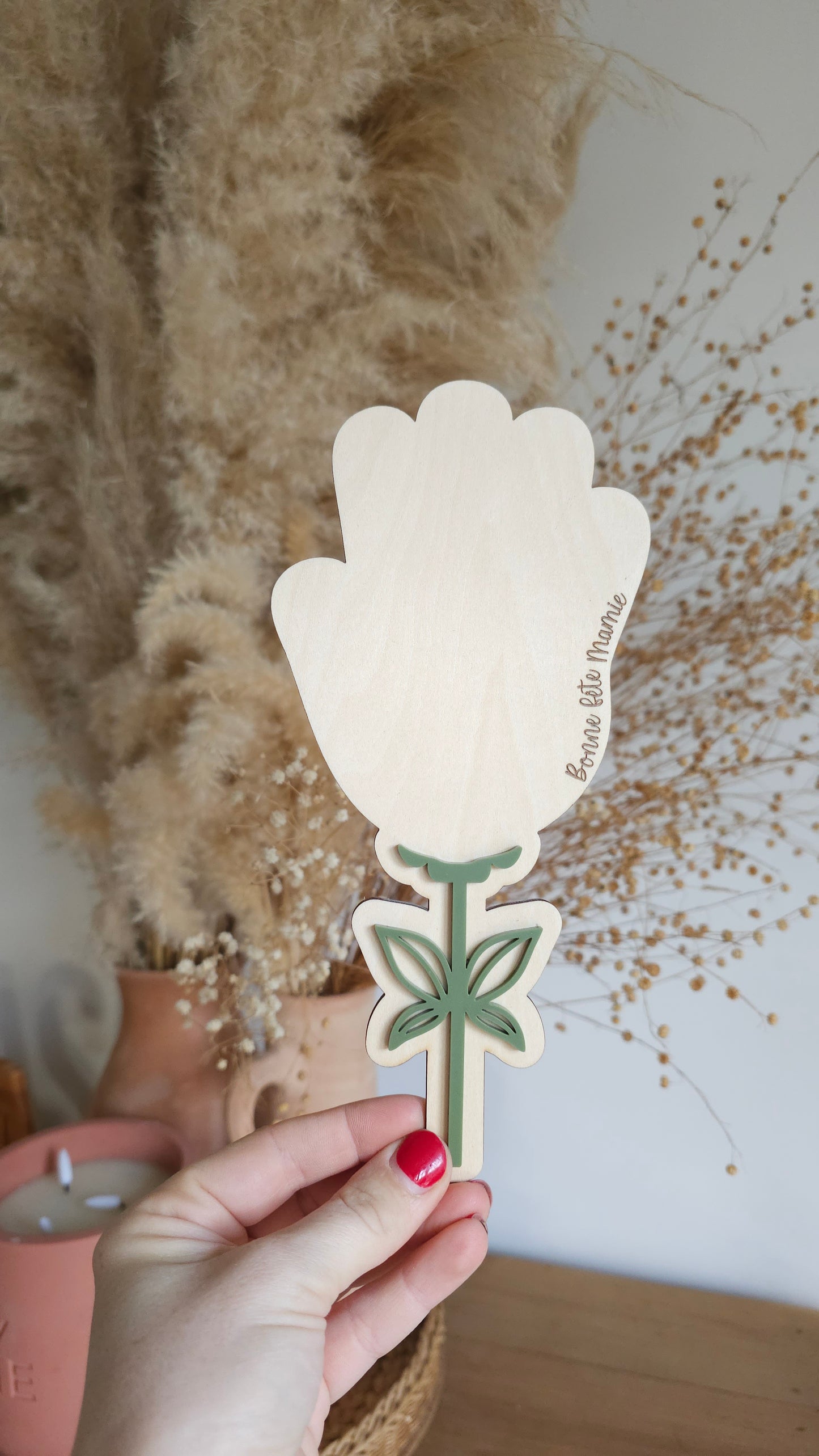 Fleur en bois à peindre – Cadeau Fête des Mamies avec empreinte de main