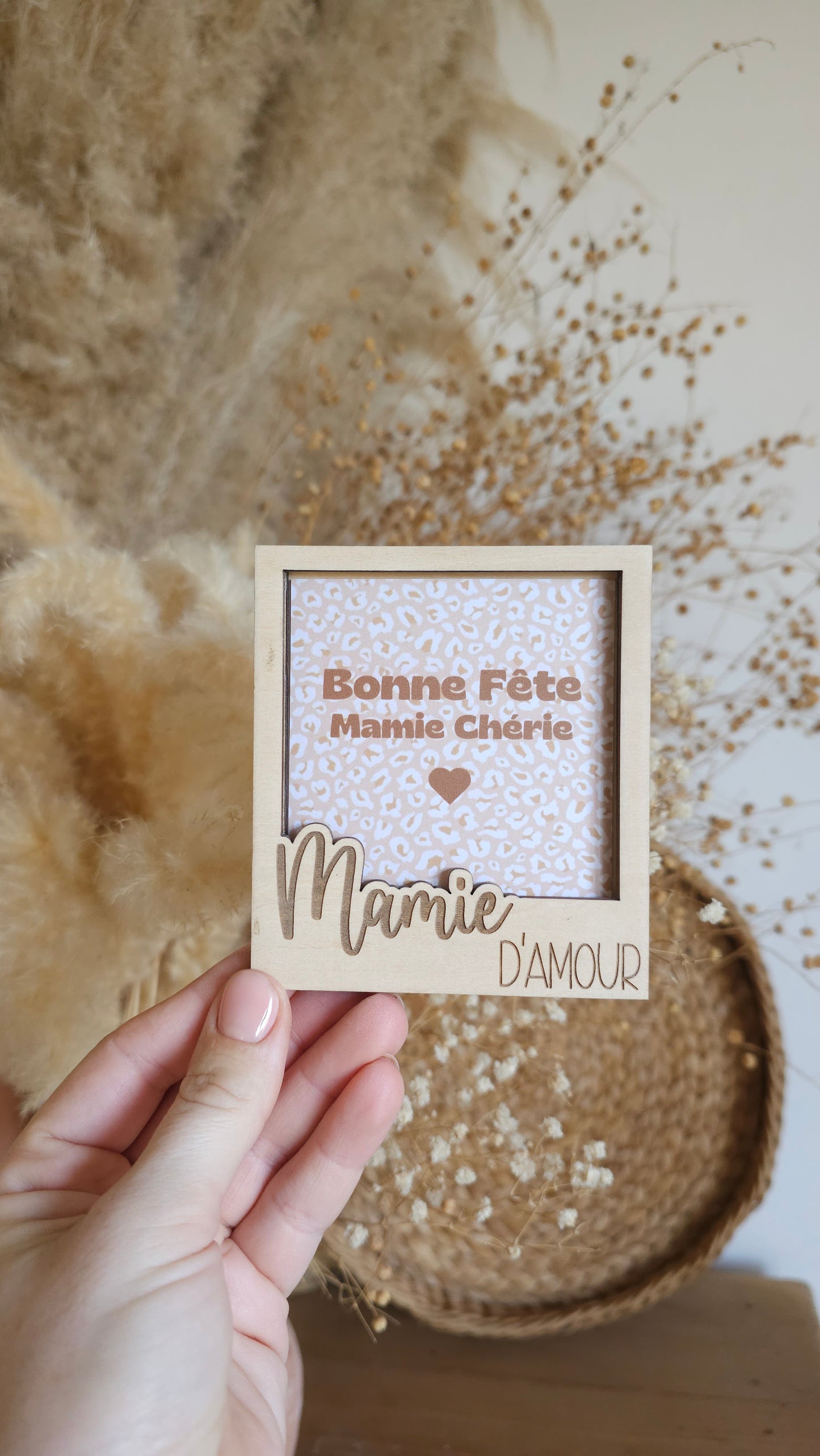Mon joli cadre Polaroïd en bois personnalisé