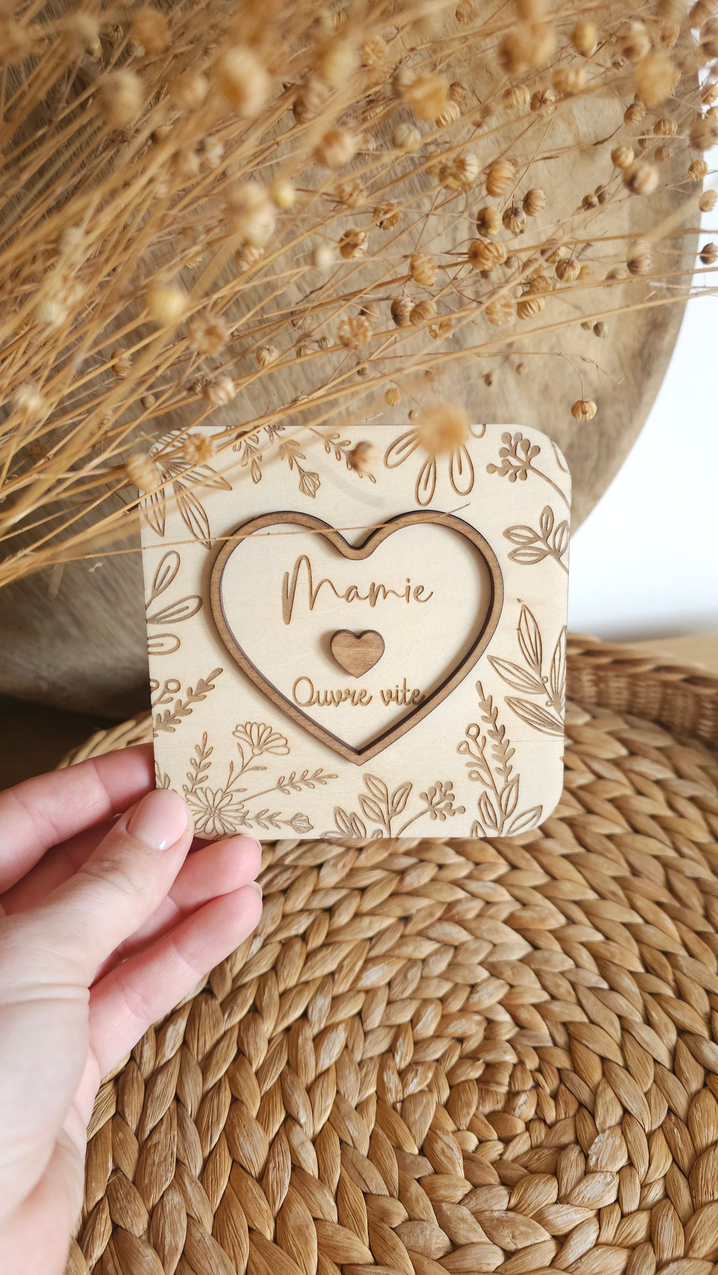 Coffret surprise personnalisé – Cadeau unique et original – Spécial Fête des Mamies