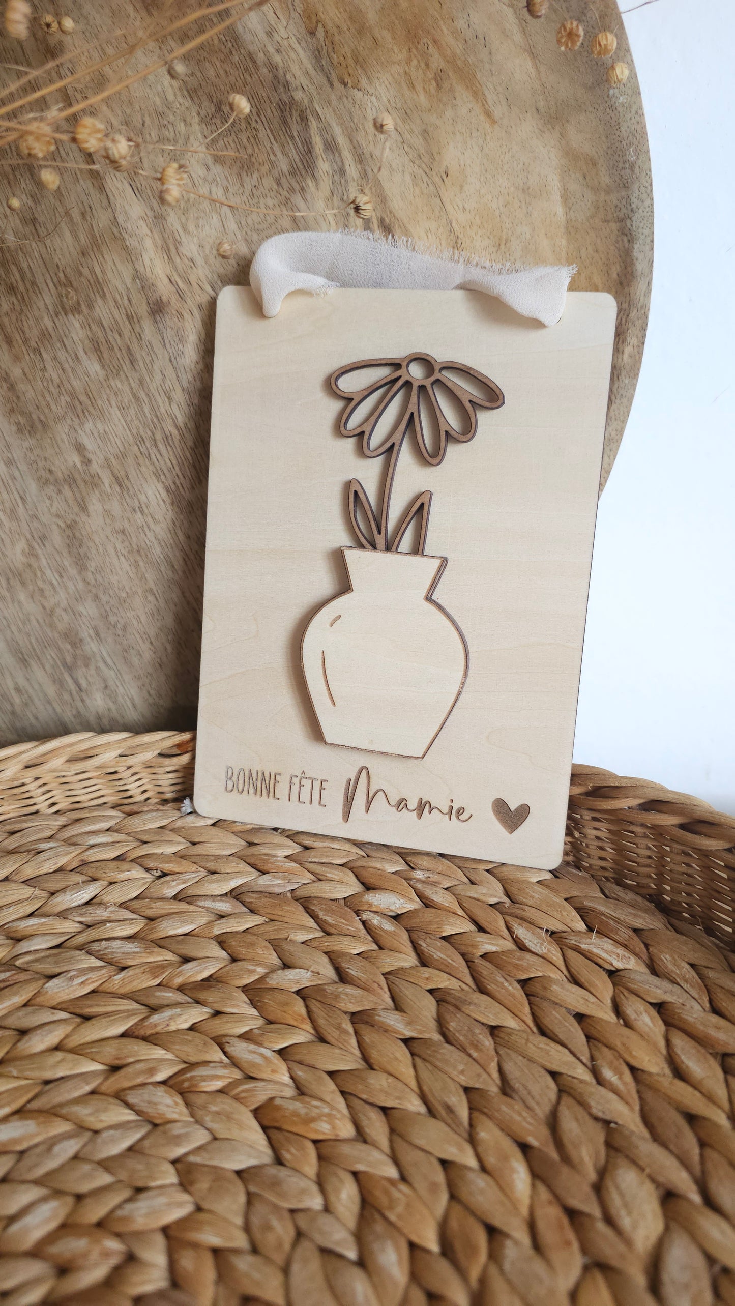 Carte à suspendre Fête des Mamies – Vase en relief et fleurs amovibles