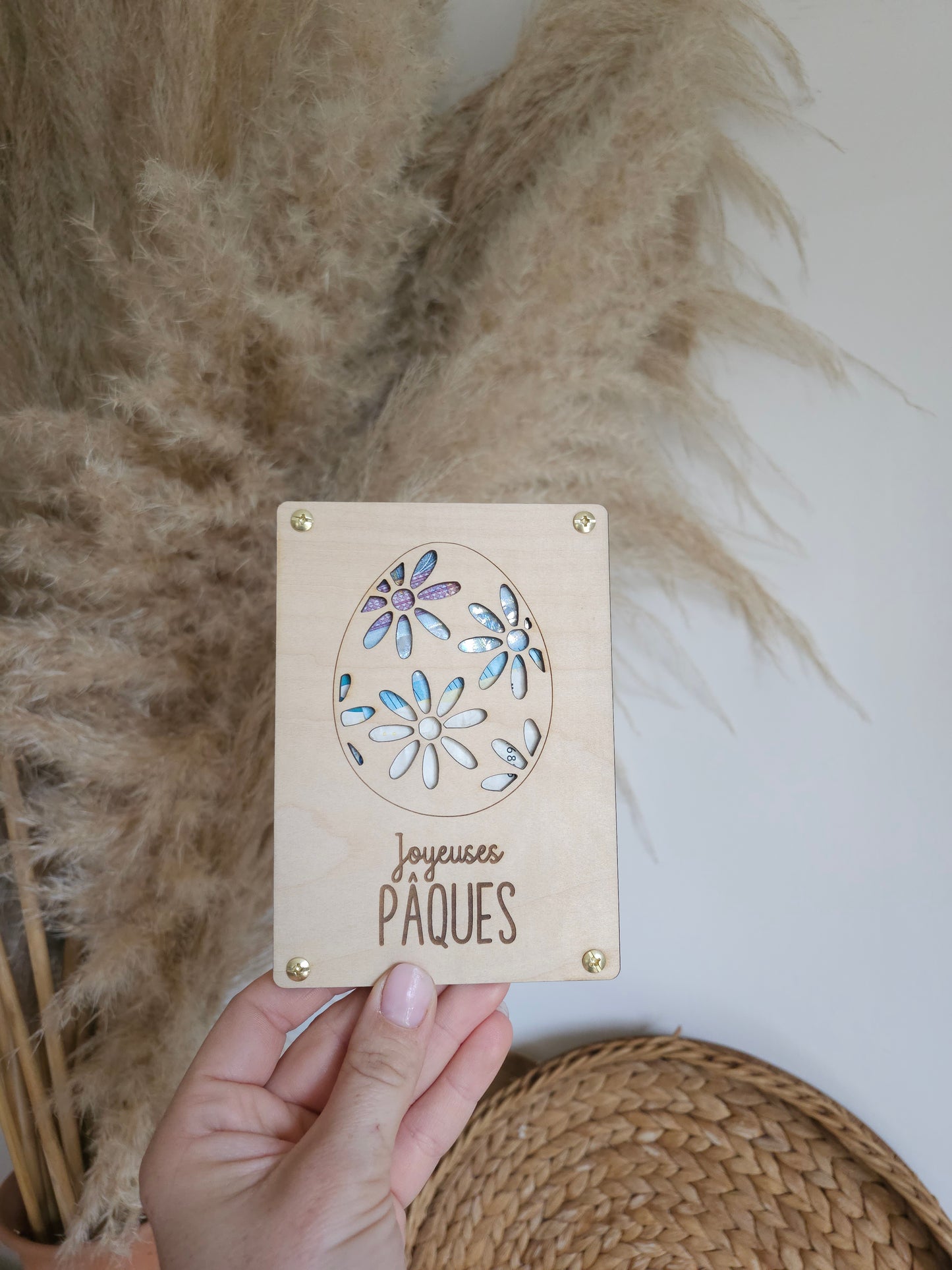 Carte en bois billets spéciale Pâques