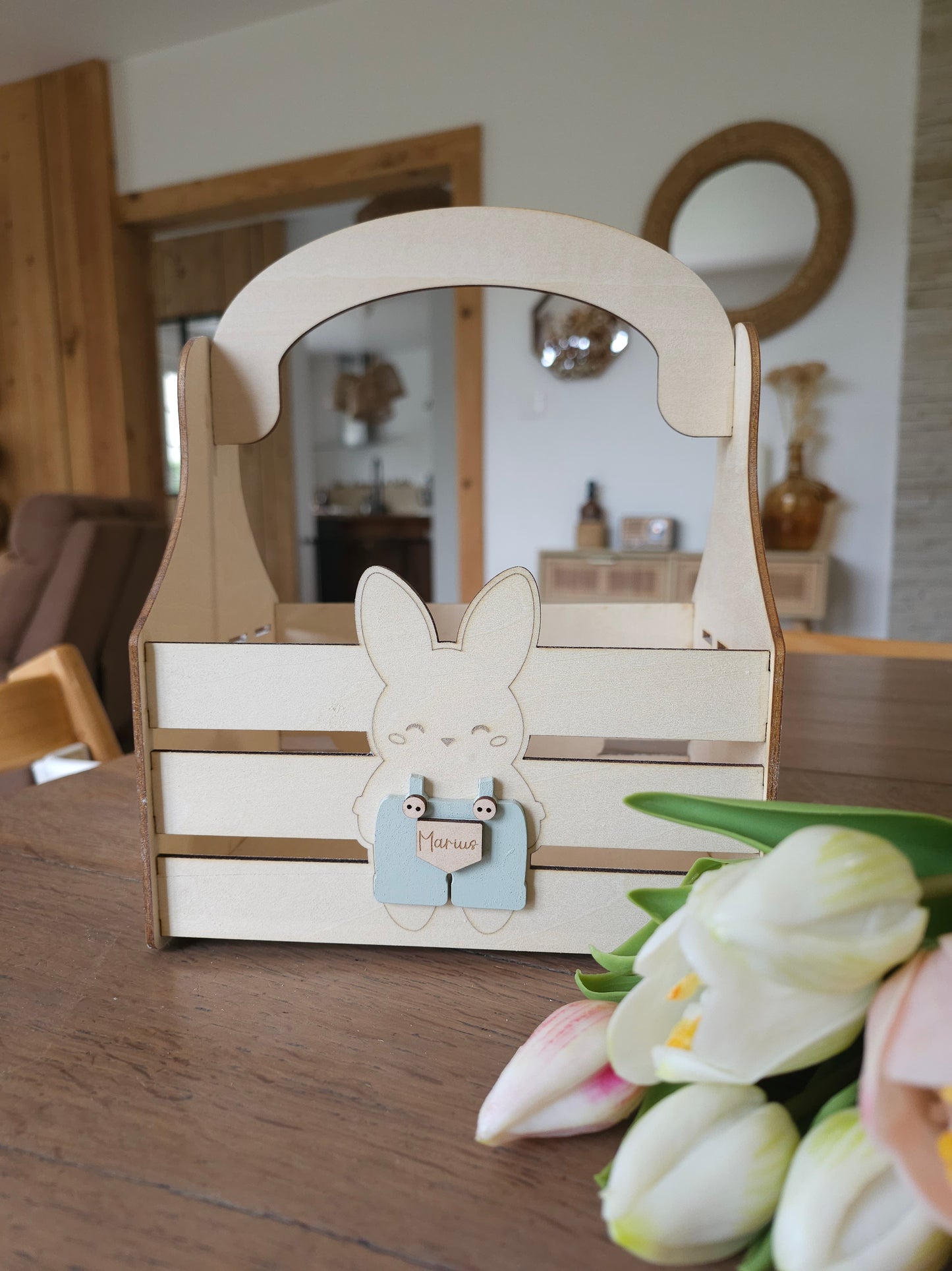 Panier de Pâques en bois personnalisé avec prénom