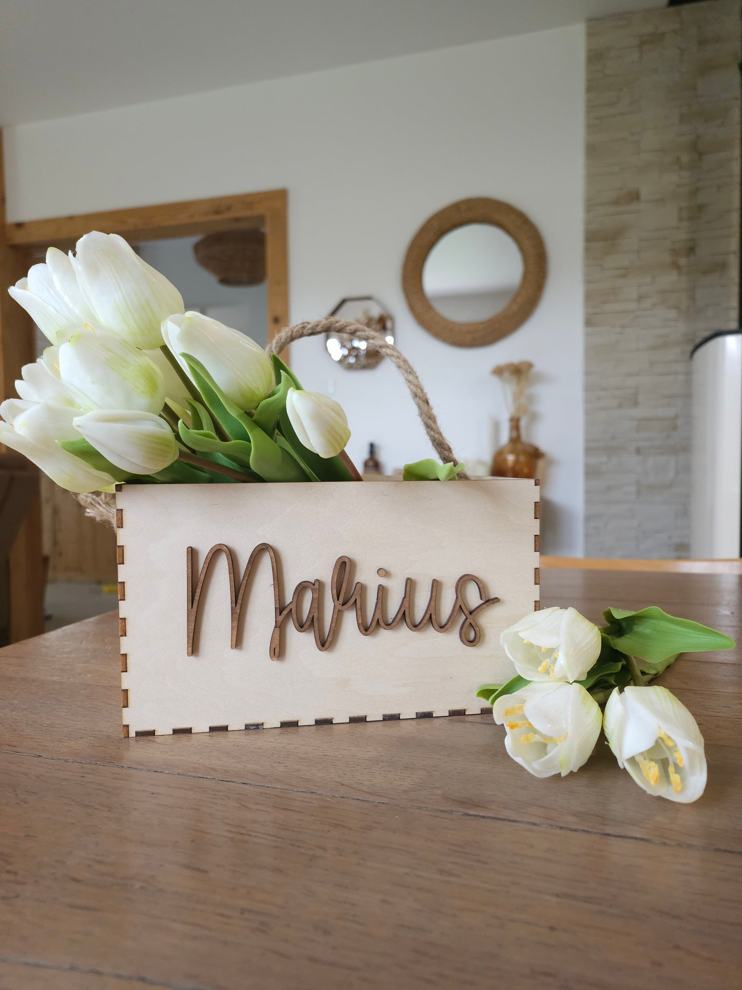 Panier de Pâques en bois personnalisé avec prénom