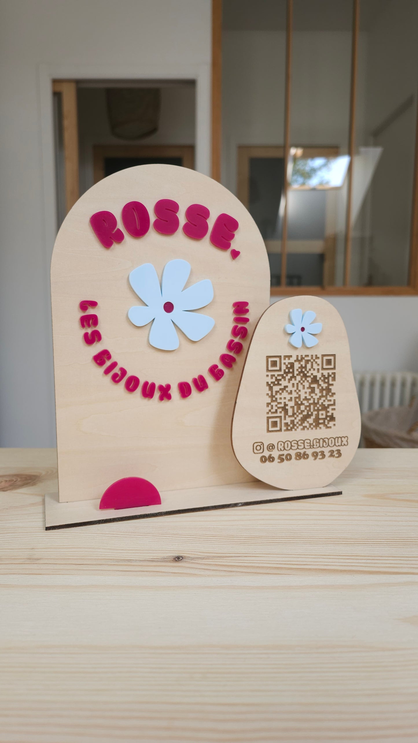 Panneau QR Code réseaux sociaux + carte de visite