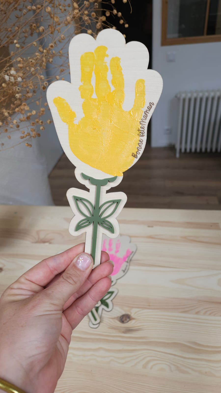 Fleur en bois à peindre – Cadeau fête des Mamans