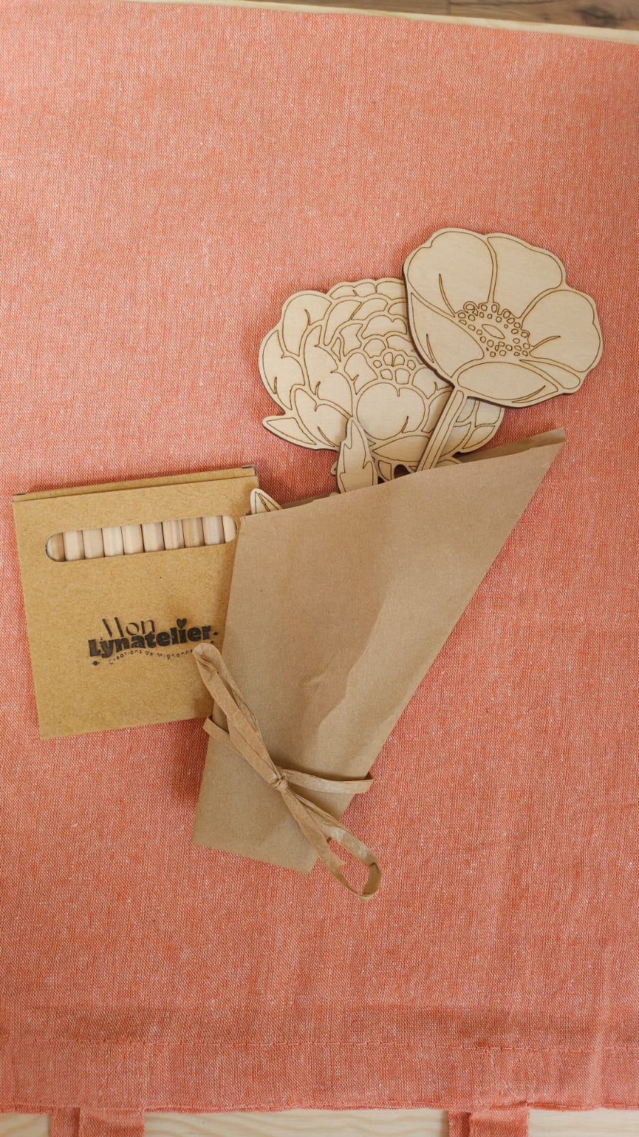 Fleurs à colorier – Cadeau Fin d'année - Nounou - Atsem - Maîtresse - Maman
