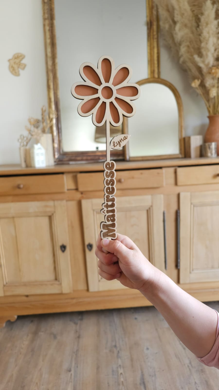 fleur en bois - fin d'année - Maîtresse - atsem - cadeau personnalisé- nounou