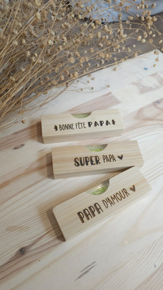 Niveau en bois personnalisé