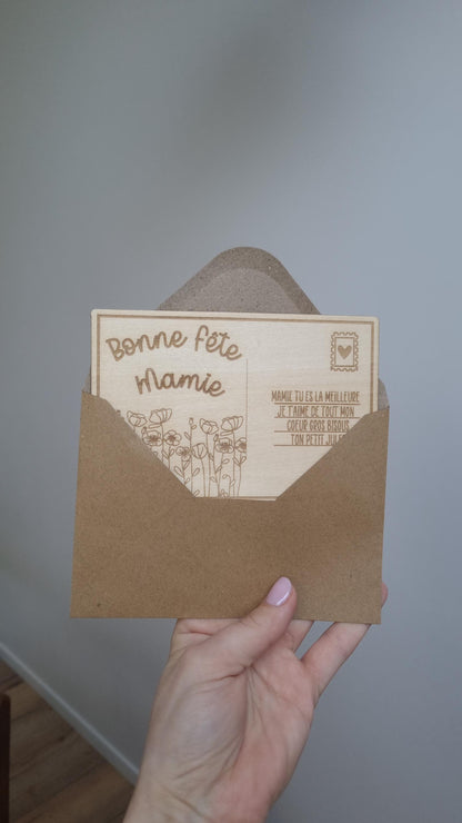 Carte postale en Bois Personnalisé - Fête des mamies - Mamies - Les petits coeurs à mamie - Les amours à mamie -